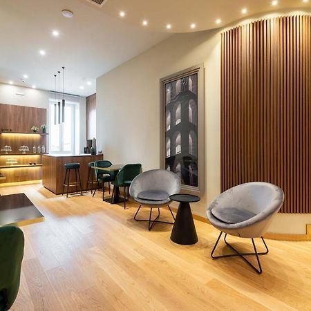 Elical Exclusive Private Suites Рим Экстерьер фото