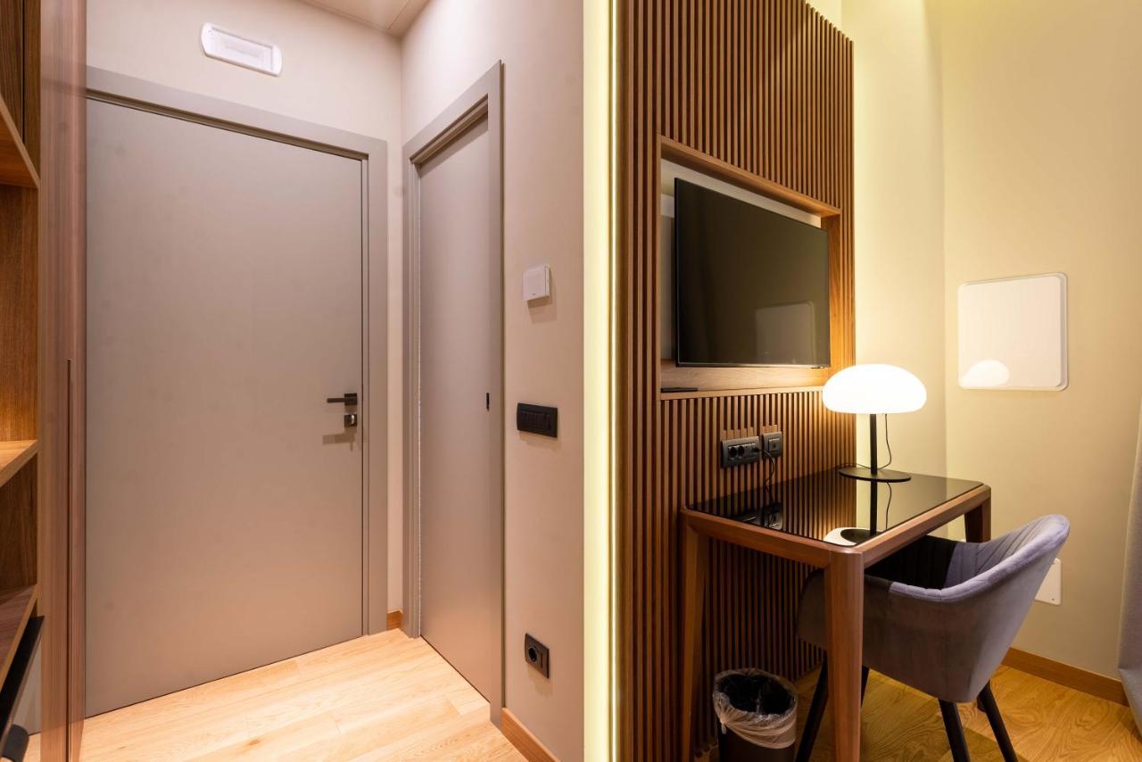Elical Exclusive Private Suites Рим Экстерьер фото