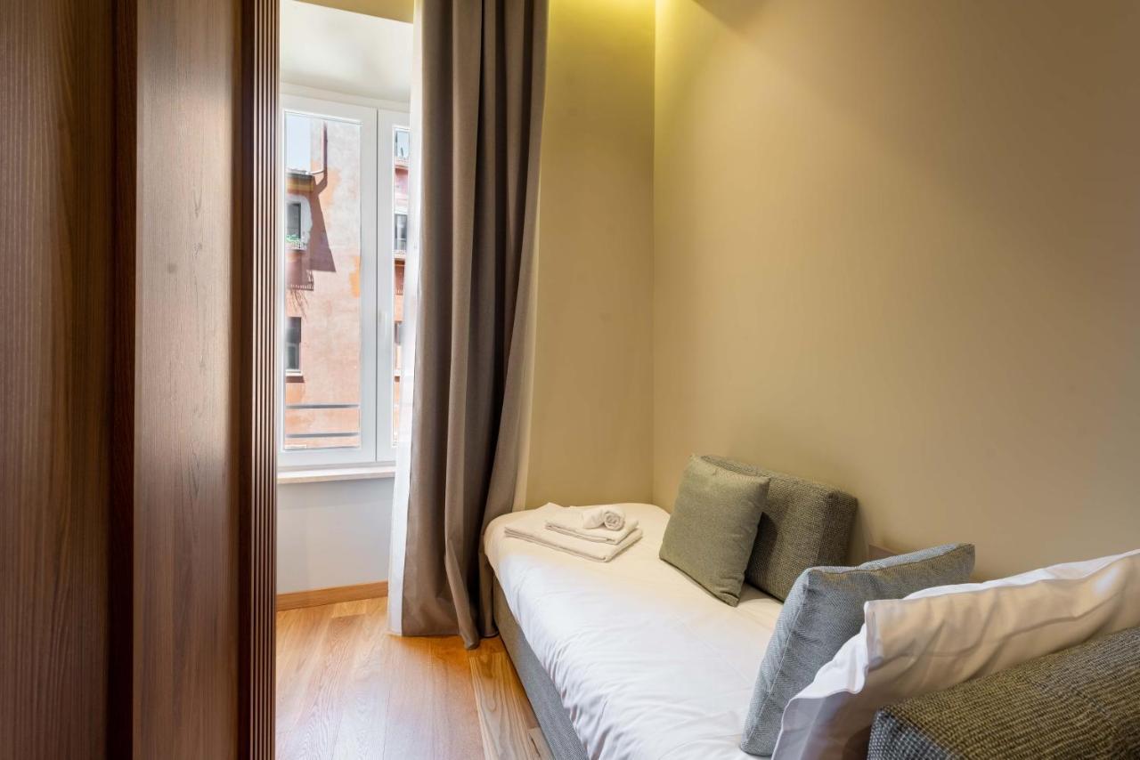 Elical Exclusive Private Suites Рим Экстерьер фото