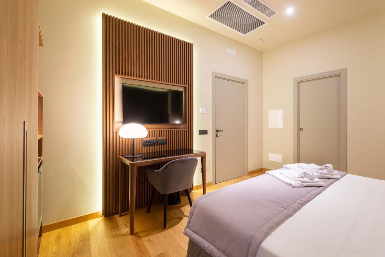 Elical Exclusive Private Suites Рим Экстерьер фото